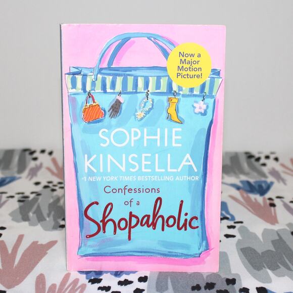 Book: Confessions of a Shopaholic Sophie Kinsella - Picture 1 of 2